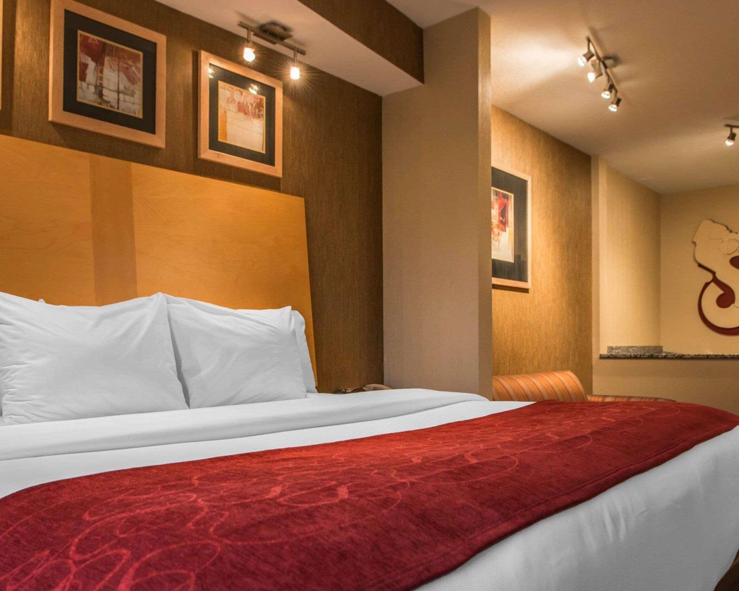 Comfort Suites Monroeville Eksteriør bilde