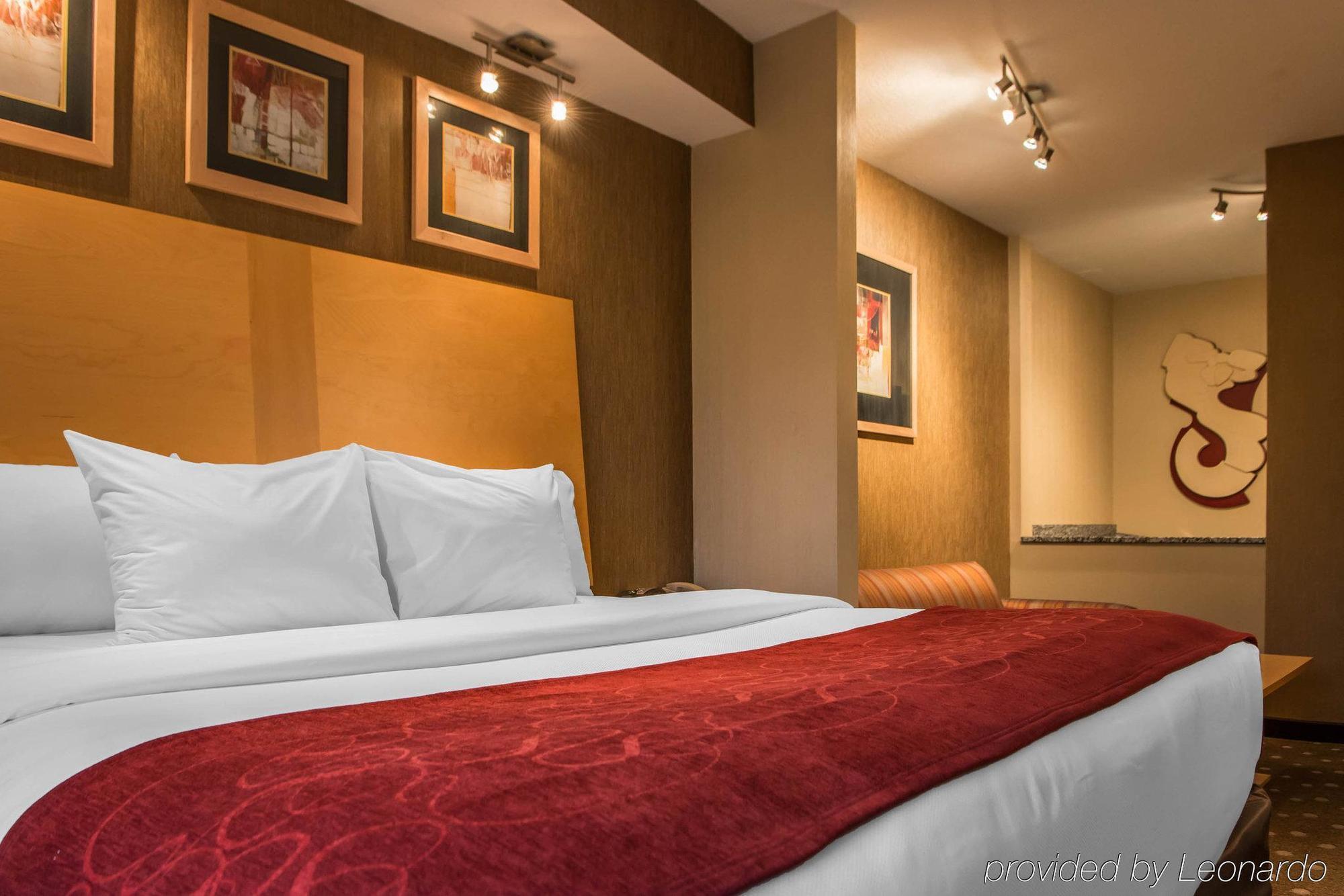 Comfort Suites Monroeville Eksteriør bilde